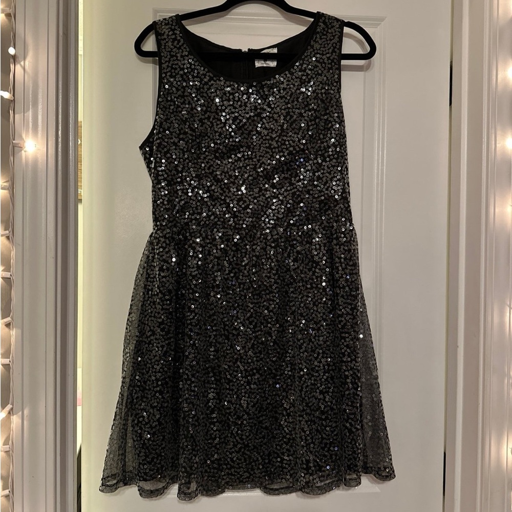 Black Sequin Sleeveless Dress